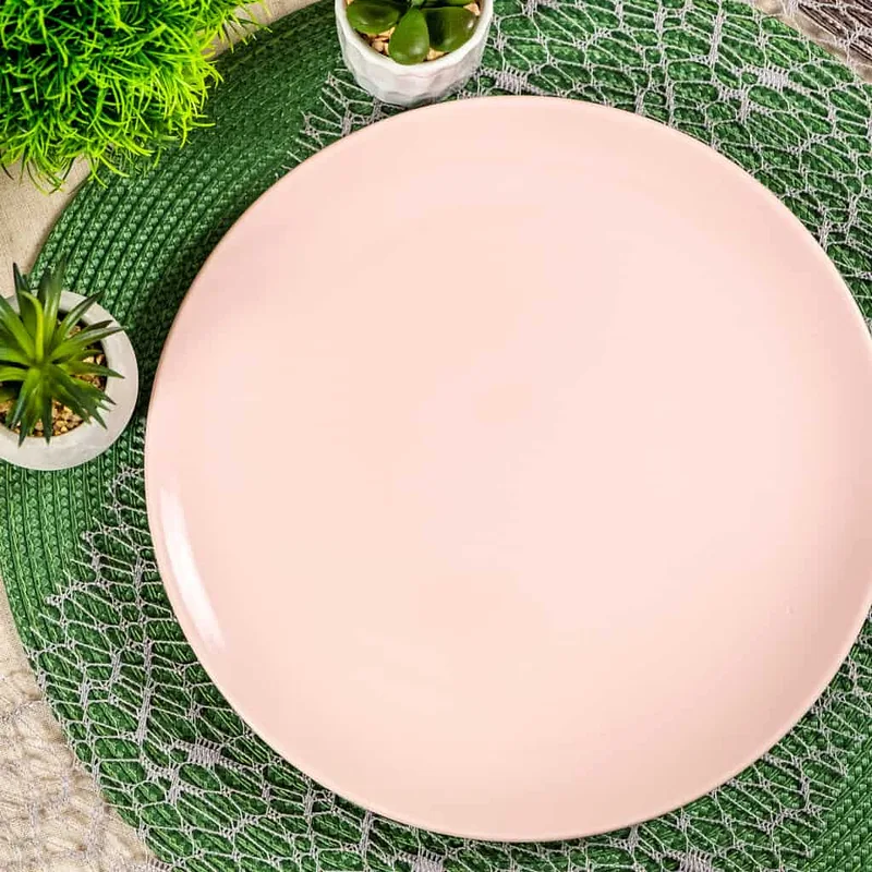 Elegance at the table: Set of 4 glossy plates - Master