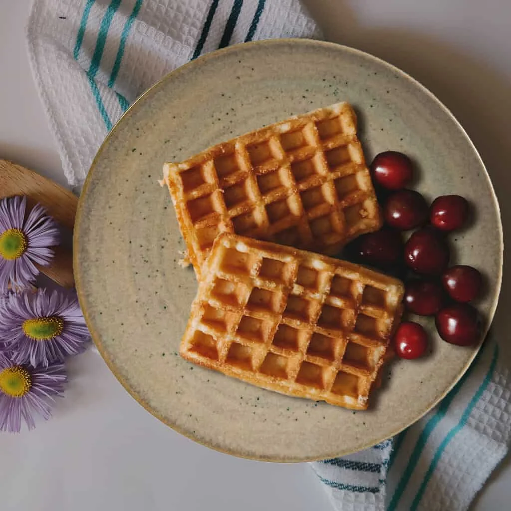Set farfurii 18 piese, 6 persoane, Shell, Cesiro, Light cream - Master