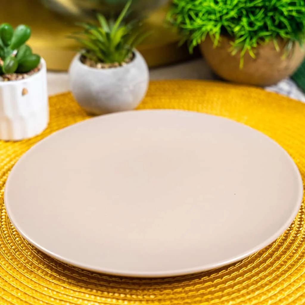 Delicatese in crema: Set de 6 farfurii de desert de exceptie! - Master