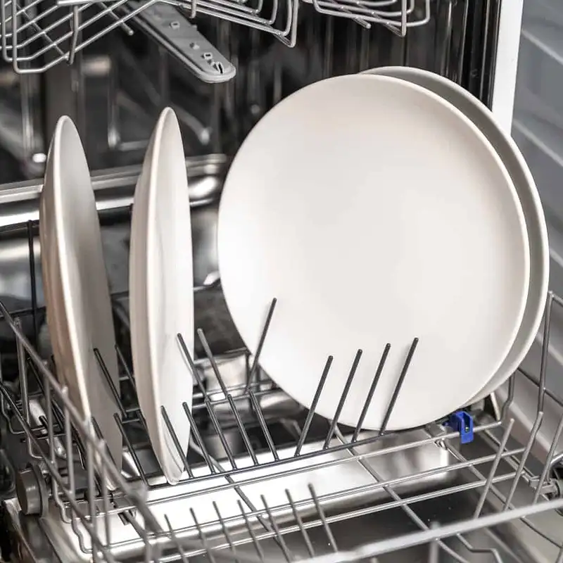 Eleganță Minimalistă: Set 4 Farfurii Intinse Alb Mat - Master