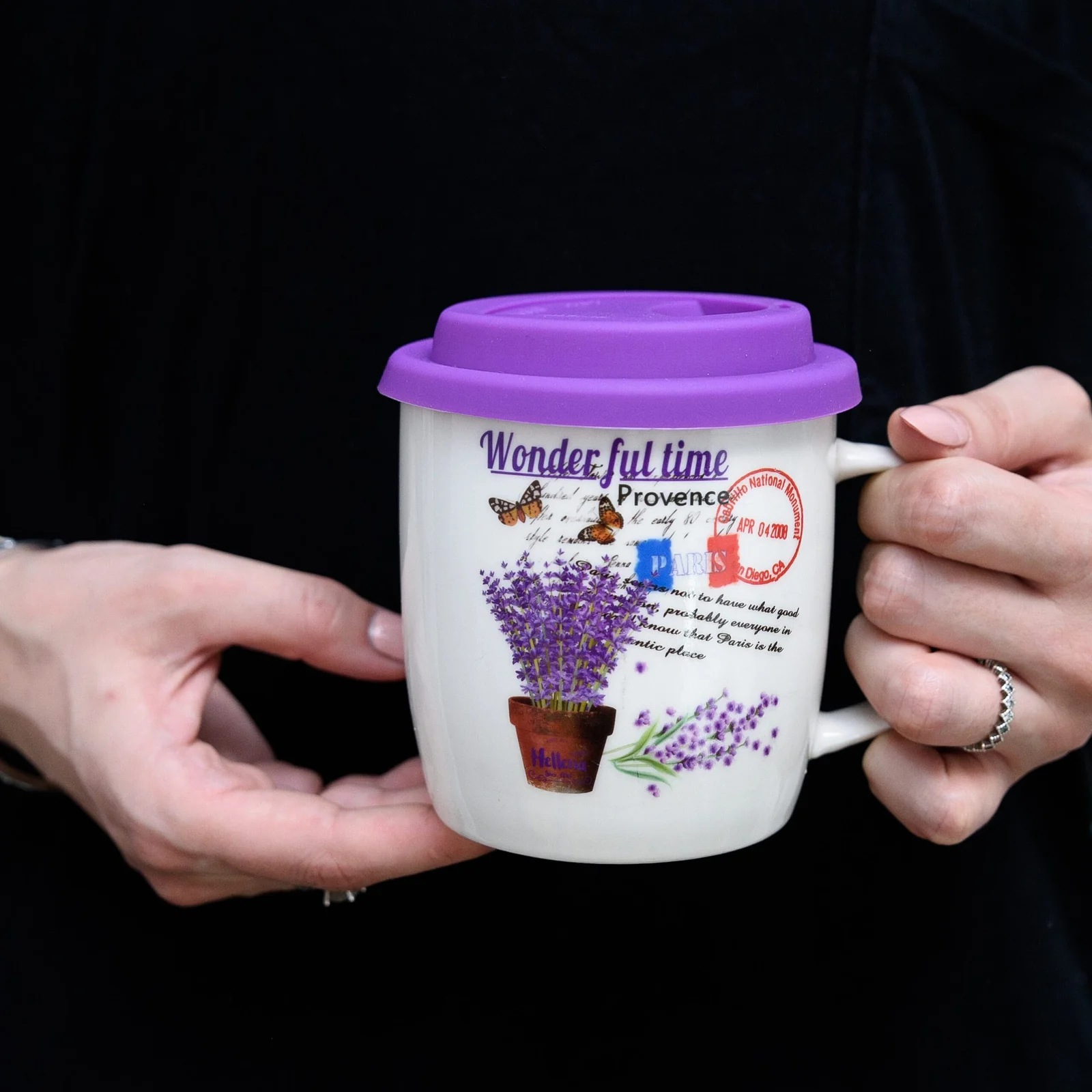 Becher mit Deckel und Löffel 350 ml, Weiß mit Paris-Design - Master